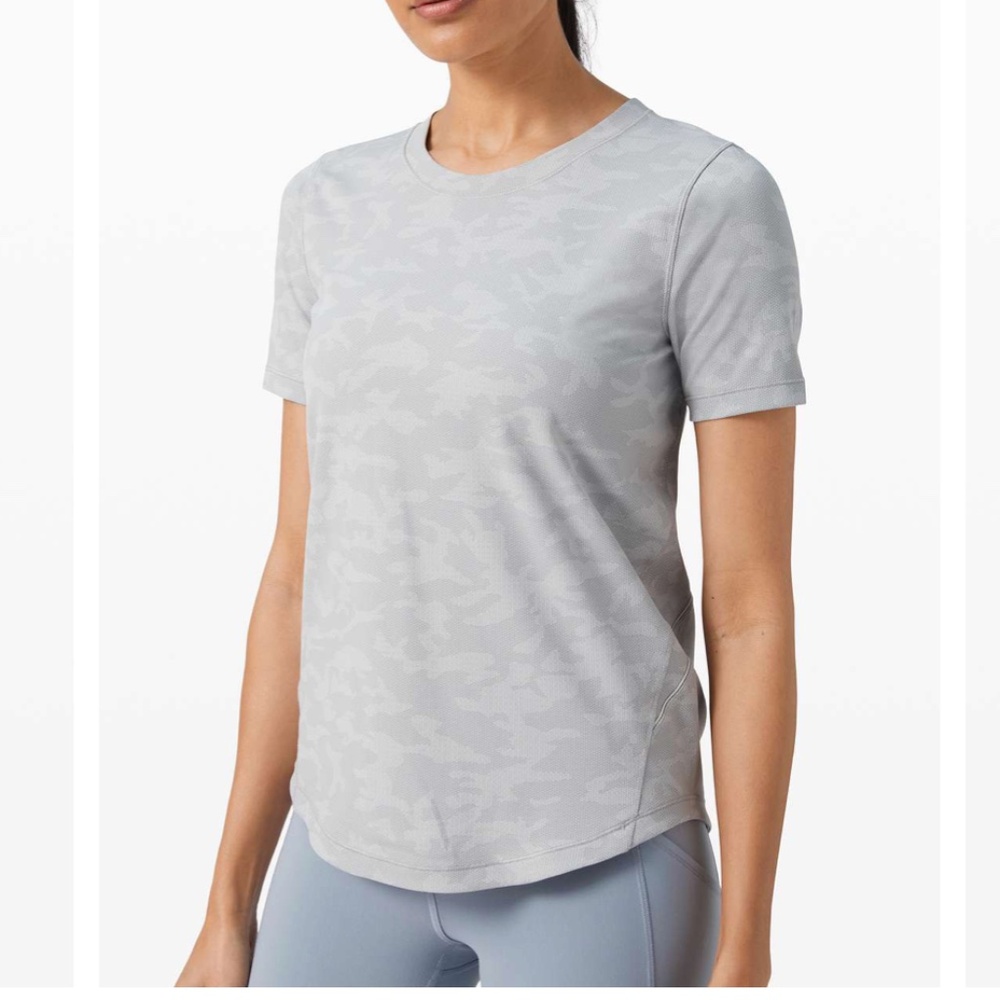Lululemon Long Distance Short Sleeve White Camo Size 8